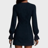 Mini vestido em camurça azul com renda