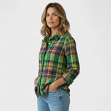 Blusa quadriculada em tons vibrantes de verde