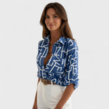 Blusa com gola clássica